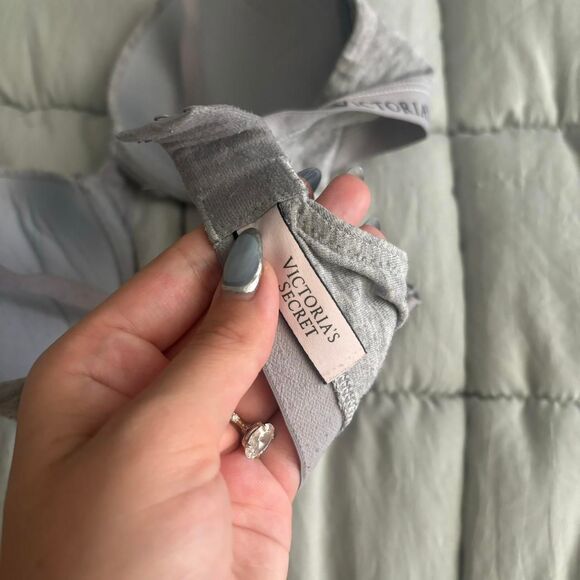 Victoria Secret Everyday Gray Bra 34B - Picture 3 of 3